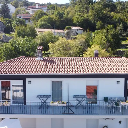Apartament Ema *