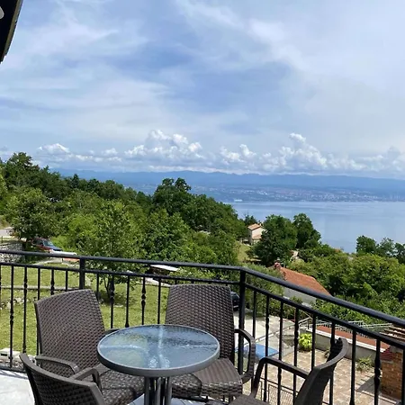 Apartament Ema